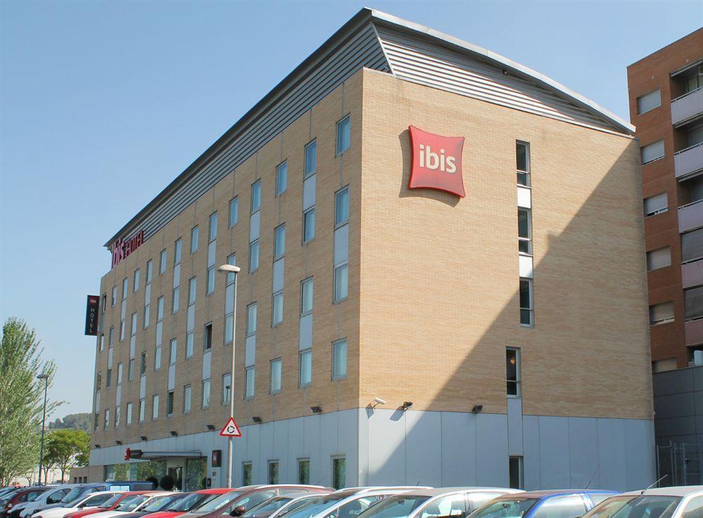 Ibis Barcelona Molins De Rei Hotel Ngoại thất bức ảnh